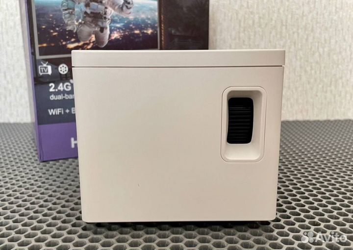 Проектор новый