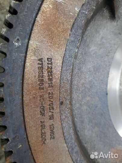 Маховик с комплектом сцепления Peugeot 308 1.6 EP6