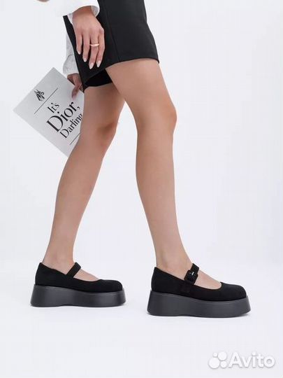 Лоферы женские