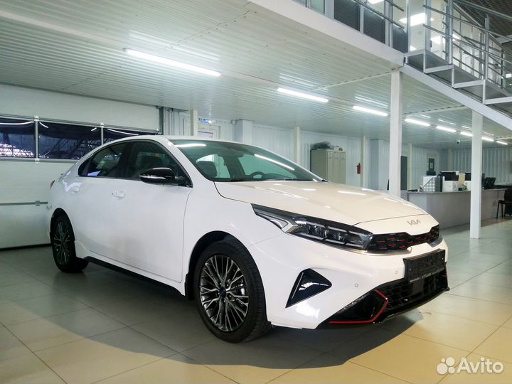 Kia Cerato, 2023