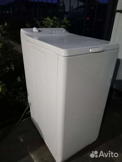 Стиральная машина с вертикальной загрузкой