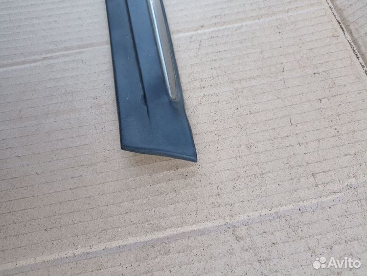 Молдинг крыла бмв е32