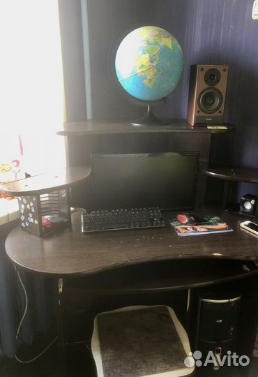 Компьютерный стол