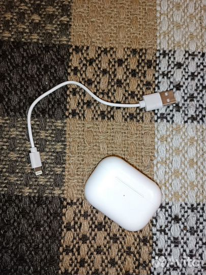 Беспроводные наушники