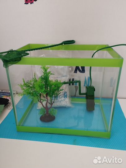Продаётся аквариум на 15 л с фильтром