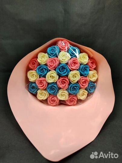 Букет - 29 Роз из Белого Шоколада