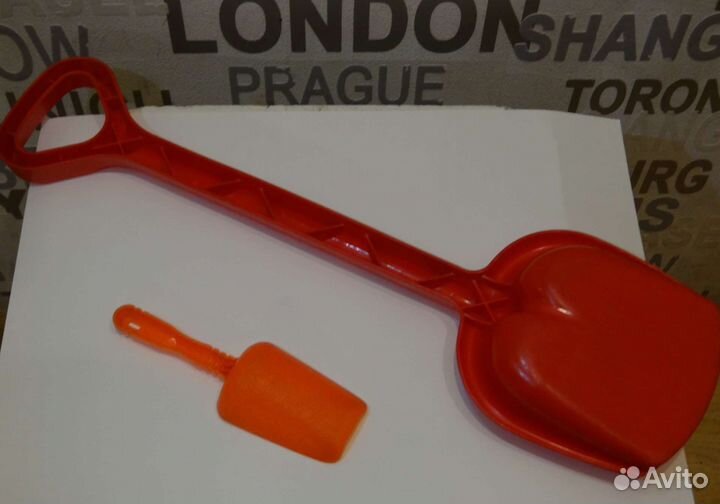 Лопатка детская пластиковая (совок в подарок )