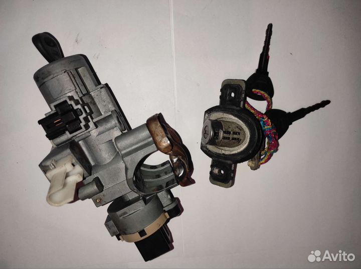 Замок зажигания Mazda 323, Familia BJ рест