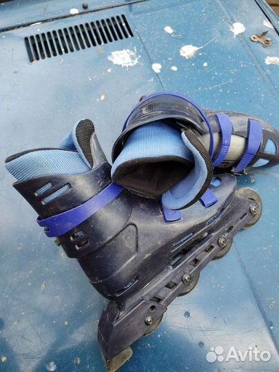 Роликовые коньки