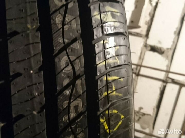 Kumho Grugen Premium 235/65 R17
