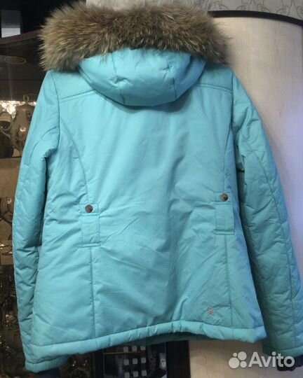 Куртка женская спортивная 46