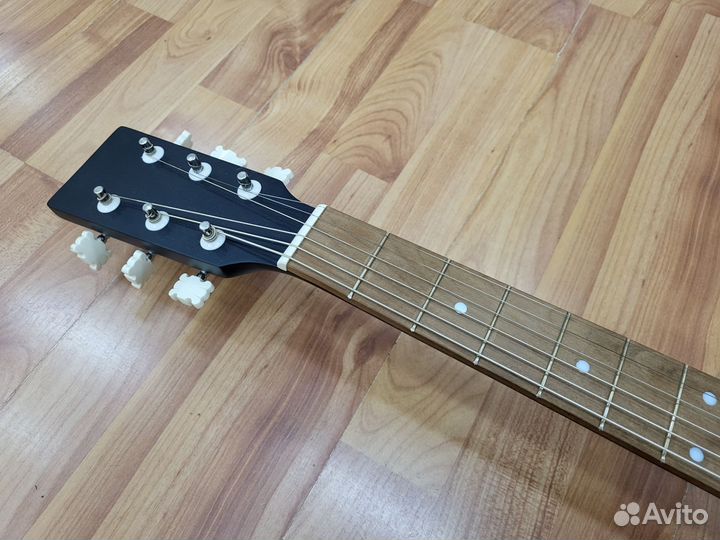 Гитара новая Амистар М211