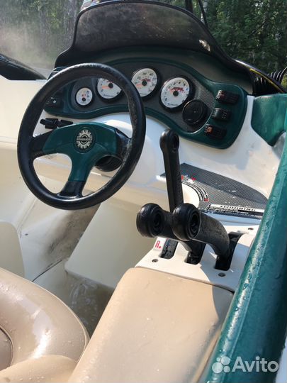 Катер BRP Sea Doo Bombardier 1800