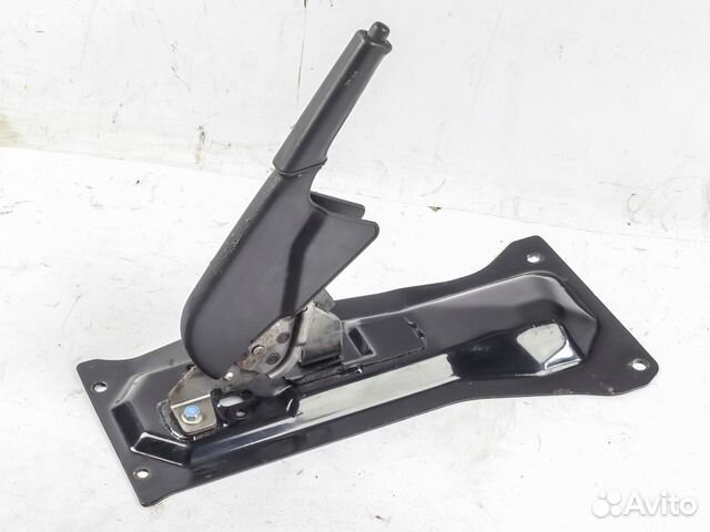 Рычаг стояночного тормоза Toyota Lite Ace