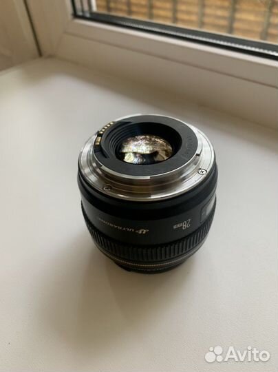 Canon ef 28mm f 1 8 usm