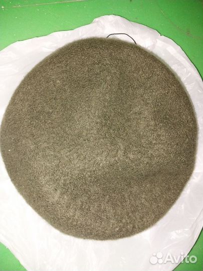 Берет оливковый