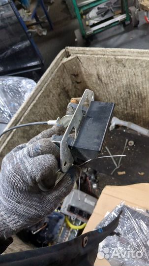 Ручка крышки багажника Honda Ridgeline, 2009