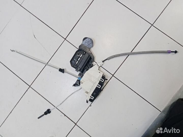 Замок двери задней правой Mercedes-Benz M-Class ML