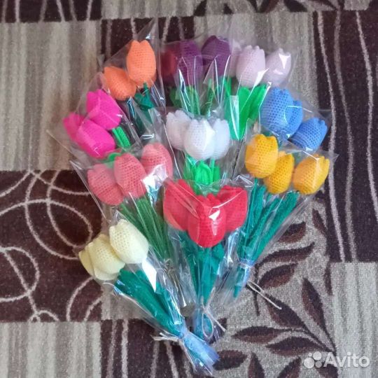 Вязанные тюльпаны букет из 3 шт
