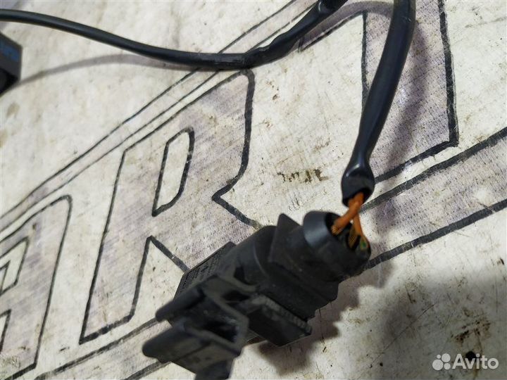 Замок капота Audi A6 C6 2.8 CCE 2010