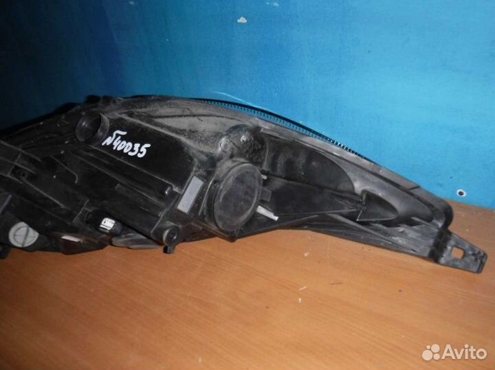 Фара левая Ford Fiesta
