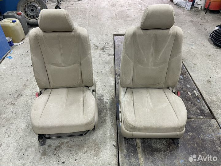 Комплект сидений toyota harier