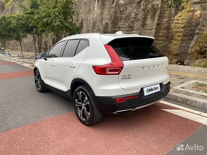 Volvo XC40 2.0 AT, 2021, 32 000 км