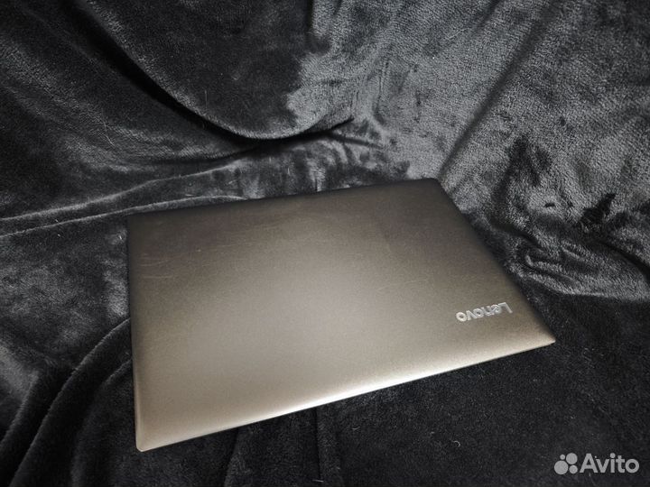 Игровой ноутбук Lenovo Intel i3 8130U Mx 150 SSD