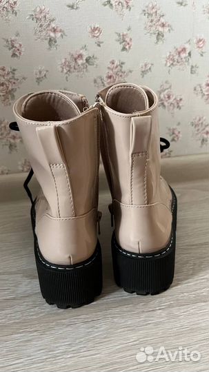 Ботинки осенние женские новые фирма H&M 35 размер