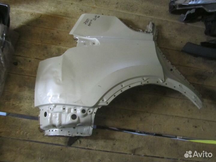 Крыло заднее правое toyota rav 4 rav4
