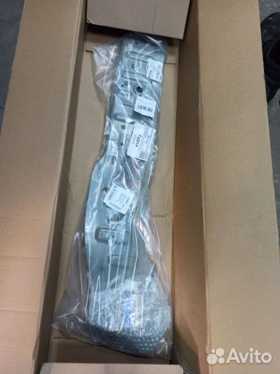 Hyundai Getz поперечина