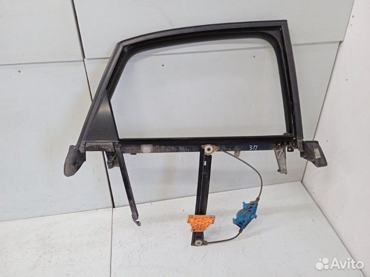 Стеклоподъемник задний правый Audi A4 B6 1.8 2004
