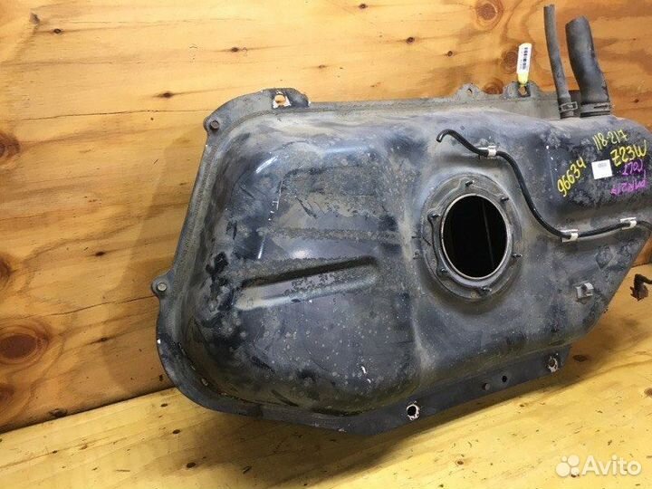 Бензобак Mitsubishi Colt Plus Z23W 4A91 2006