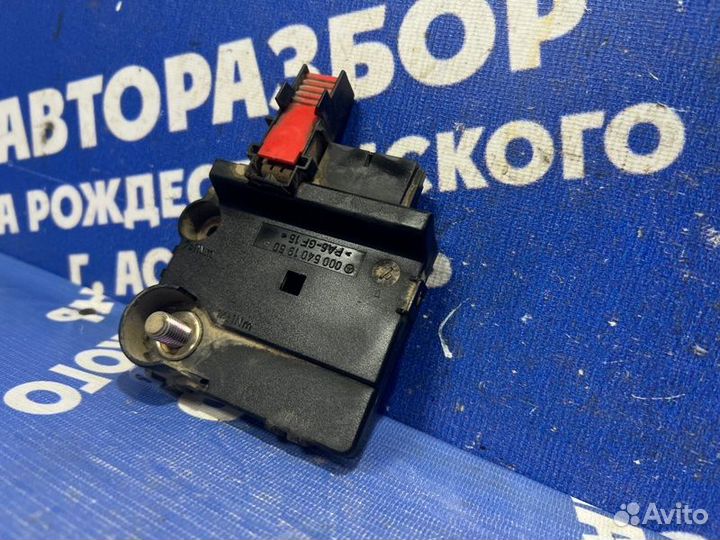 Блок силовых предохранителей Mercedes-Benz W220