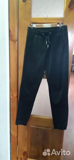 Джинсы женские