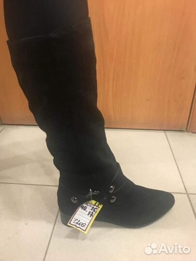 Новые сапоги.размеры 35