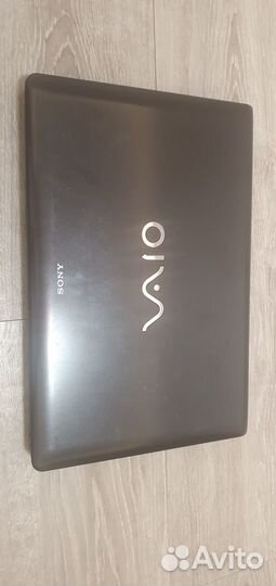 Ноутбук sony vaio pcg-61511V