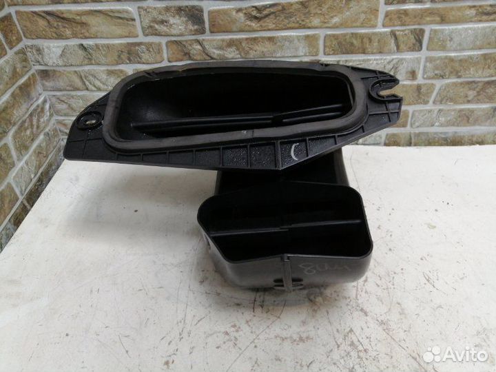 Воздухозаборник Jeep Grand Cherokee WK2 6.4 SRT