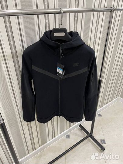 Зипка nike tech fleece