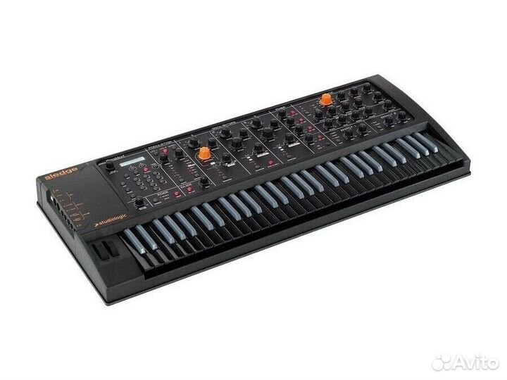 Studiologic Sledge Black Edition синтезатор