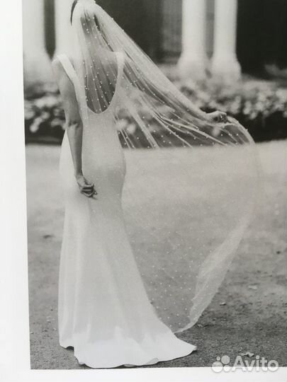 Свадебное платье-футляр