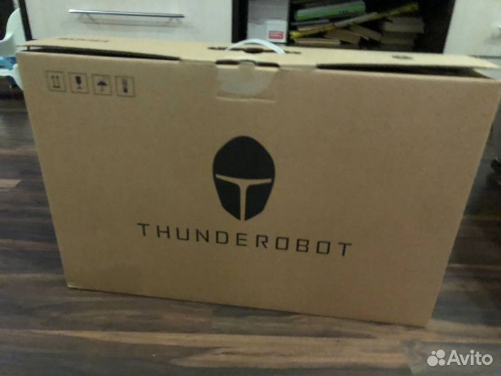 Монитор thunderobot