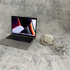 Apple macbook pro 13 2018 8/128 Retina