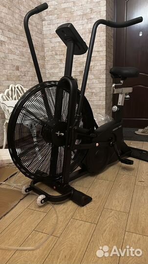 Велотренажер аэробайк