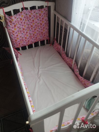 Детская кроватка
