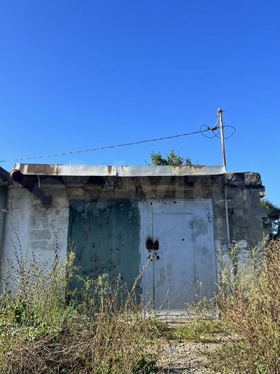 Гараж, > 30 м²