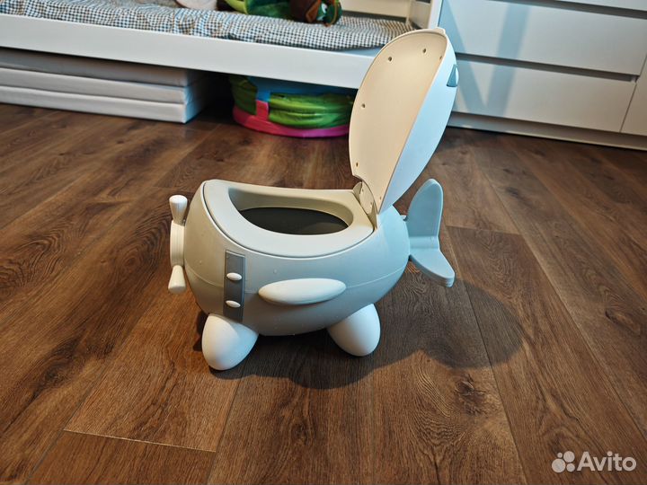 Детский горшок самолет