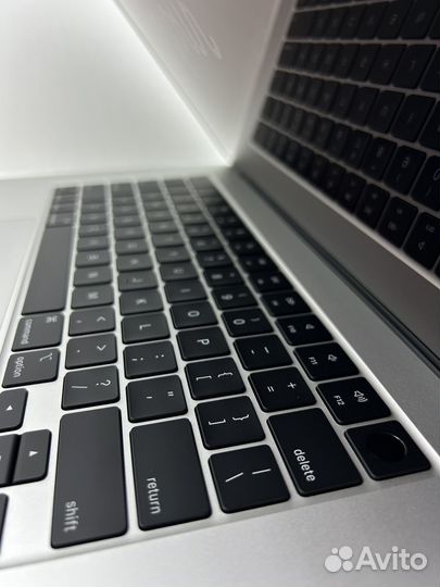 Новый MacBook Air 15 2023 M2/8/256/silver