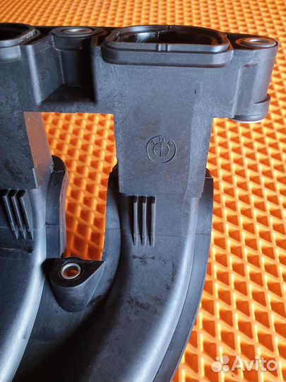 Коллектор впускной BMW 3 серия