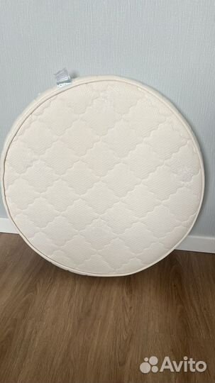 Матрас в круглую кроватку